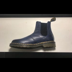 Dr. Martens 2975 Chelsea Boot Navy